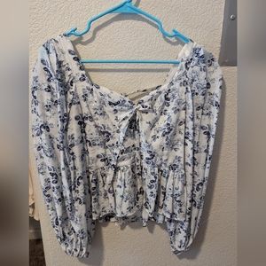 Size XS Moon River floral top